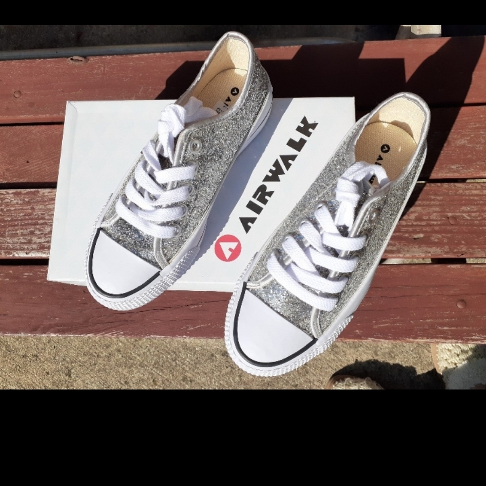 Airwalk Womens Legacee Platform Sneakers Sz 5.5